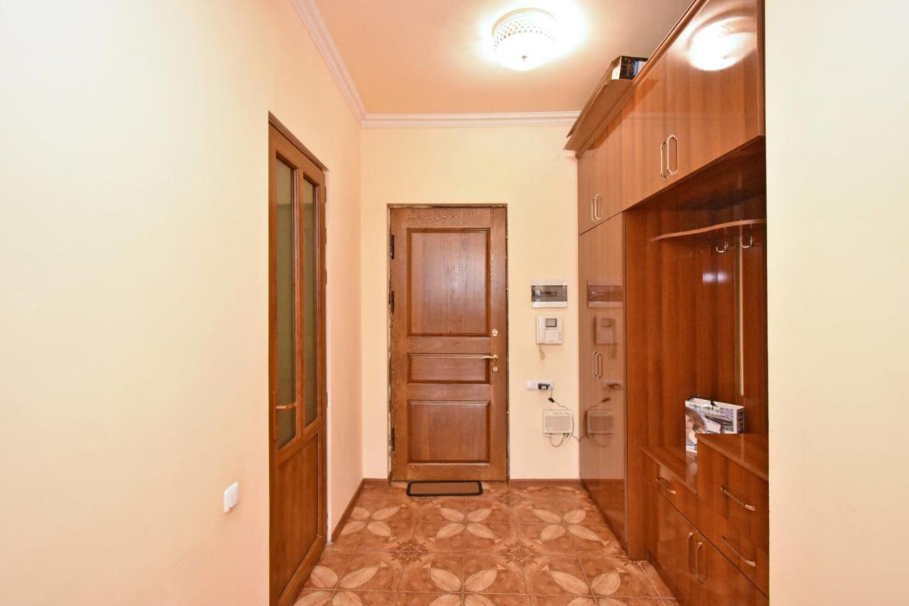 Teryan 68/3 2 Apartment Yerevan Exterior photo